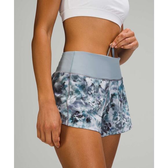 Lululemon Speed Up Athletic Shorts in Kaleidofloral Multi / Blue Cast 8 Tall - Picture 1 of 14
